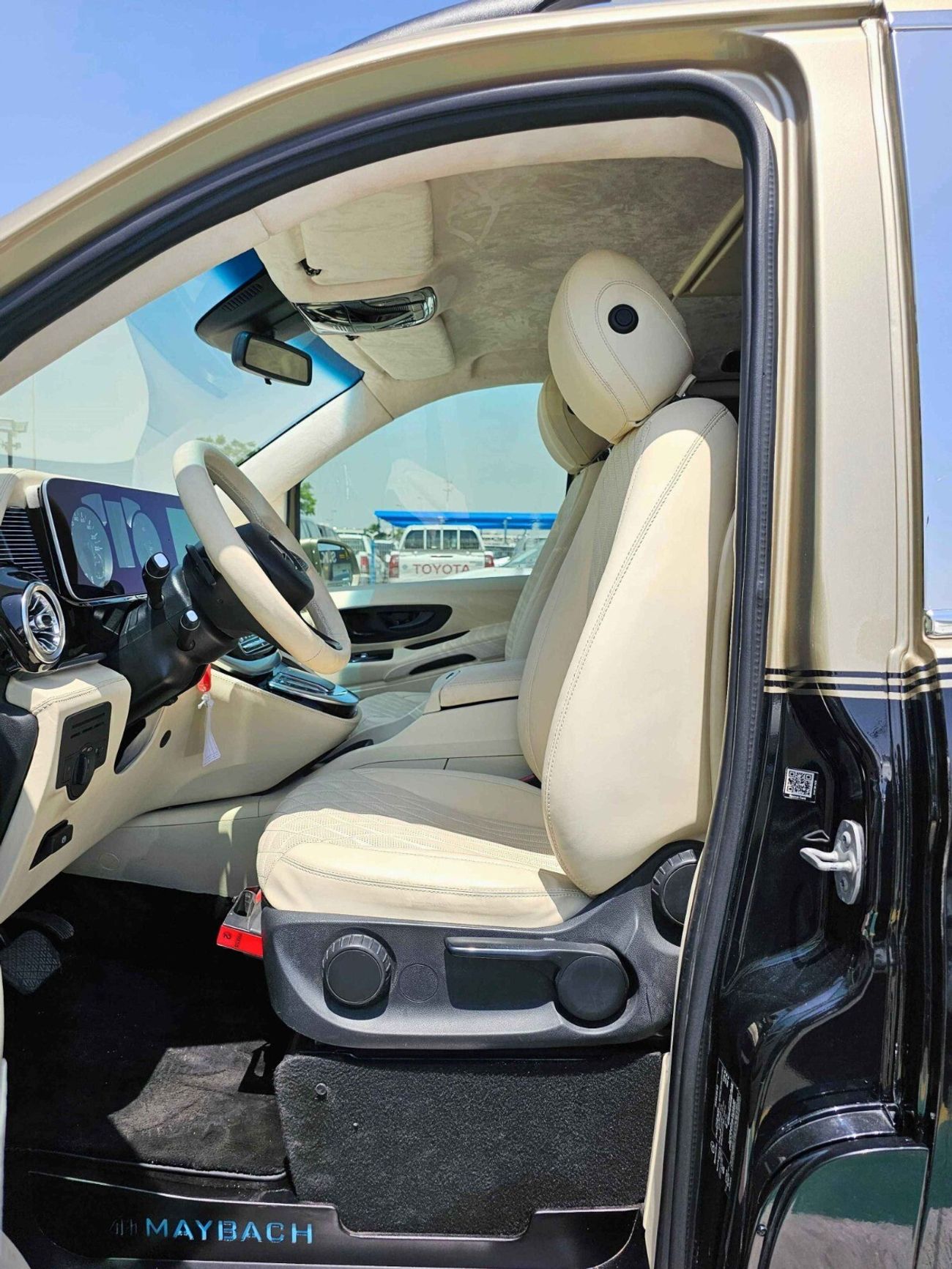 Mercedes-Benz Vito MAYBACH V4 DIESEL/ VIP CUSTOMIZATION/ LOT #14965