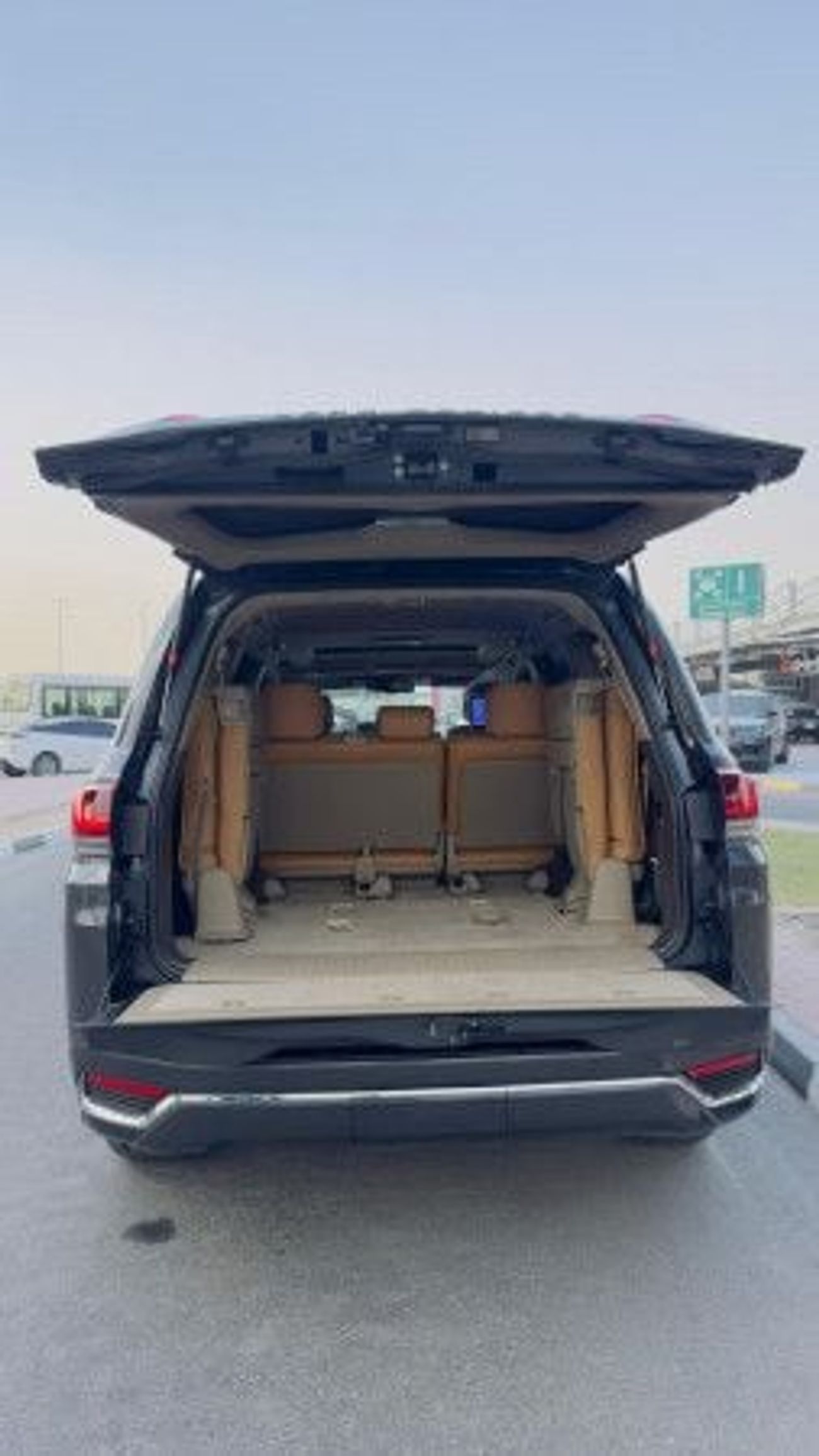 Toyota Land Cruiser MODIFIED TO LC300 2025 | LHD | 4.0L PETROL ENGINE | AUTOMATIC TRANSMISISON | 360 VIEW CAMERA