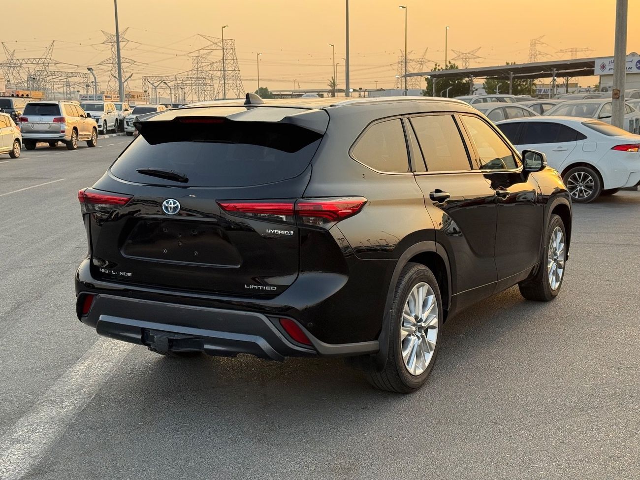 Toyota Highlander Limited 2.5L AWD 2022 TOYOTA HIGHLANDER LIMITED HYBRID FULL OPTIONS IMPORTED FROM USA