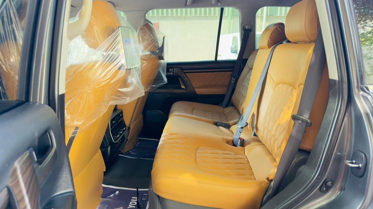 تويوتا لاند كروزر -