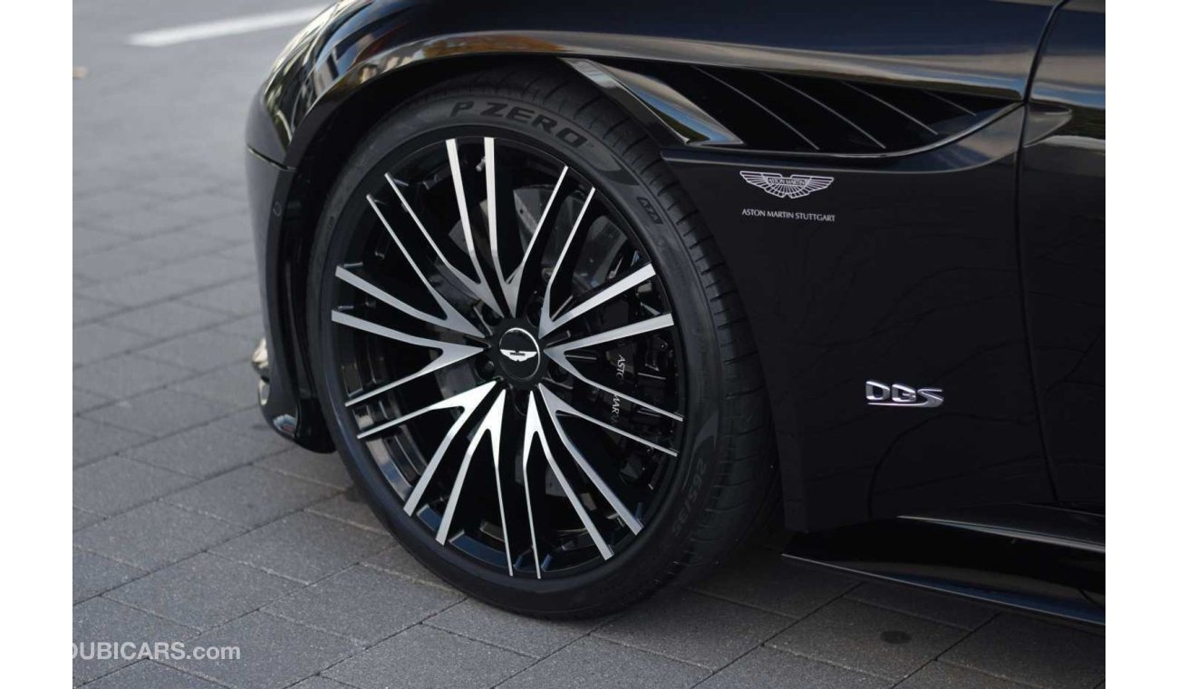 أستون مارتن DBS Aston Martin DBS Superleggera Volante