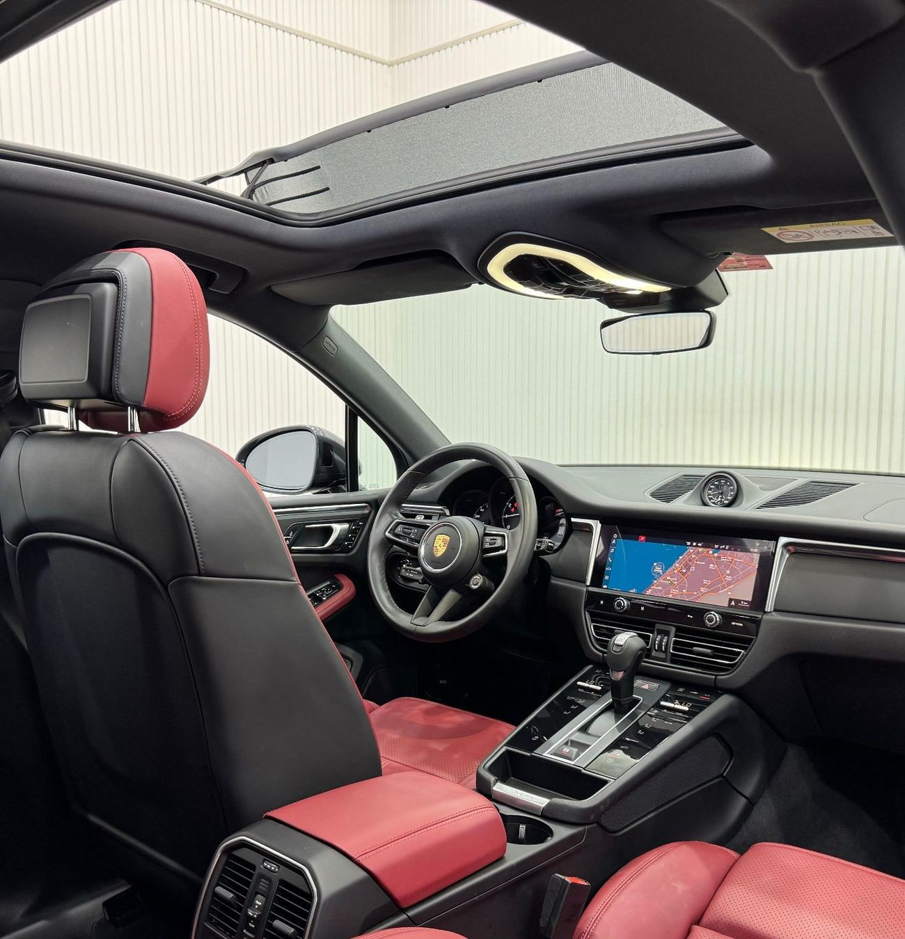 بورش ماكان Std 2.0L (260 HP) 2022 Porsche Macan, November 2025 Porsche Warranty, Full Porsche Service History, 