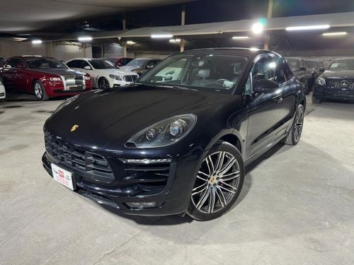 بورش ماكان GTS 3.0L (360 HP) PORSCHE MACAN GTS 2017 3.0 | SPORTS CHRONO PACKAGE | SPORTS EXHAUST SYSTEM | 21-IN