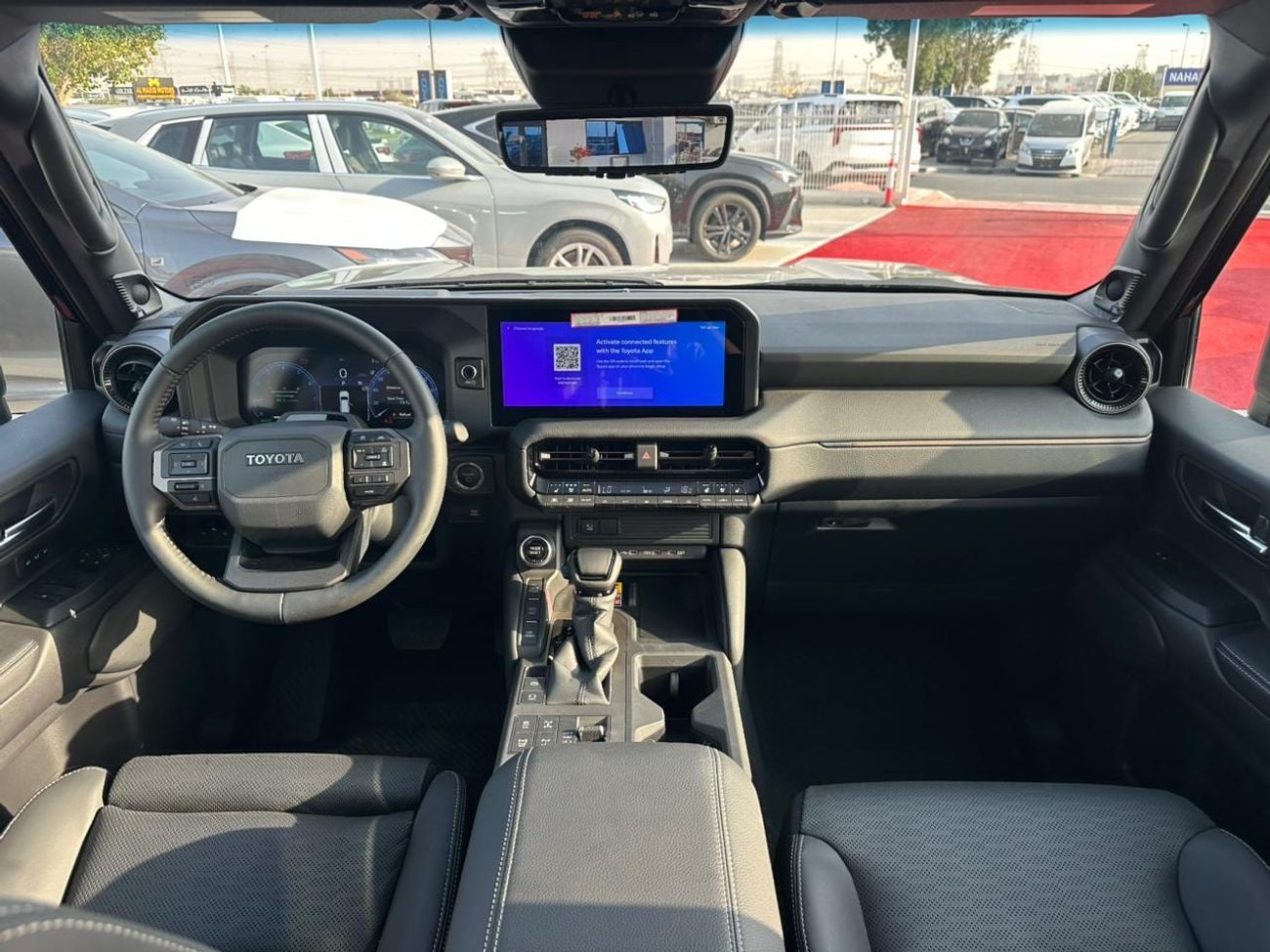 تويوتا برادو VXR Adventure Dual Tone 2.4T