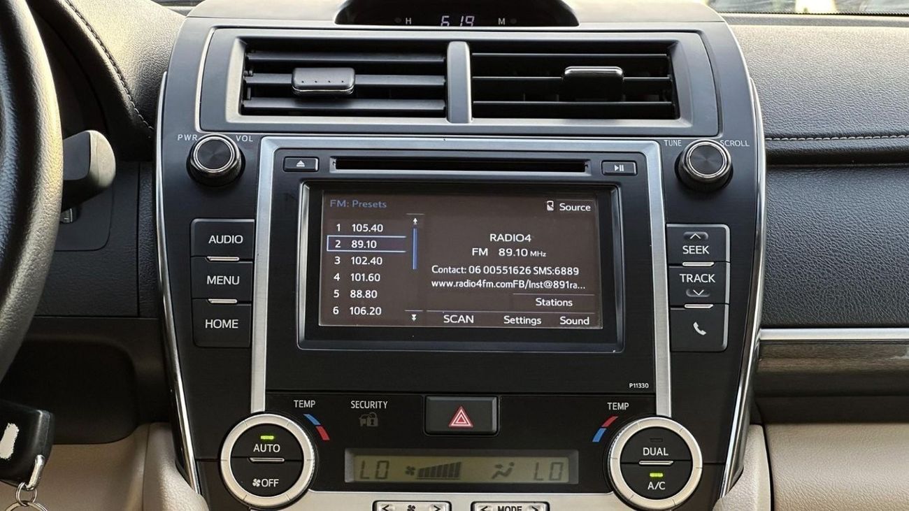 تويوتا كامري Platinum | 2.5L Petrol | GCC | Full Service History