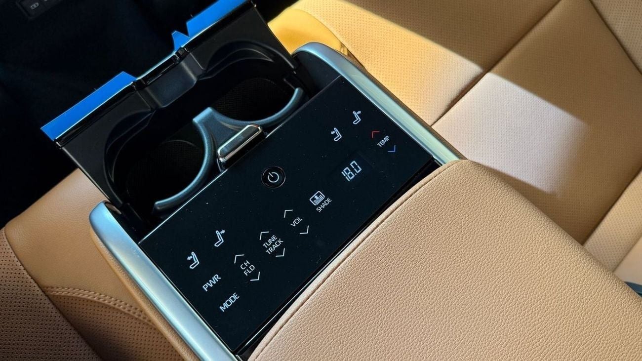 Toyota Camry Toyota Camry Hybrid Lumiere 2.5L | 2025 | 0KM | GCC