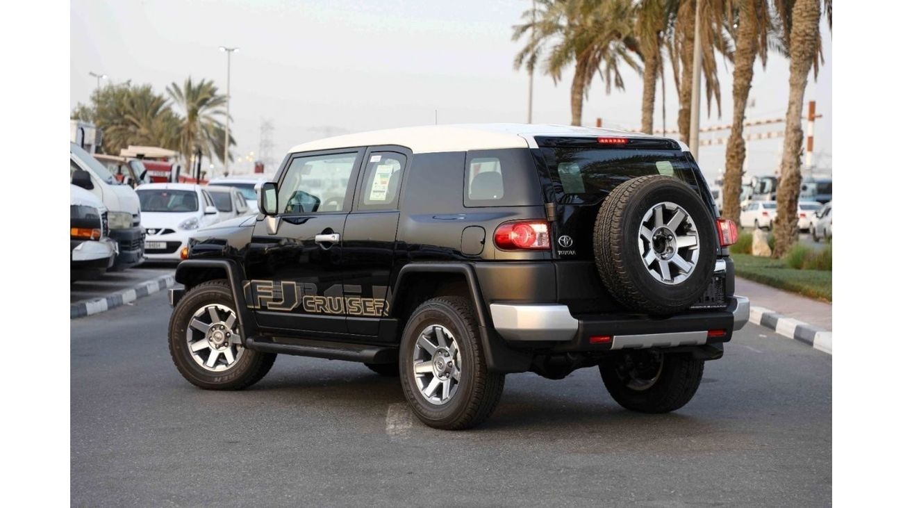 Toyota FJ Cruiser 2023 Toyota FJ Cruiser 4.0 JBL - Black inside Black | Export Only