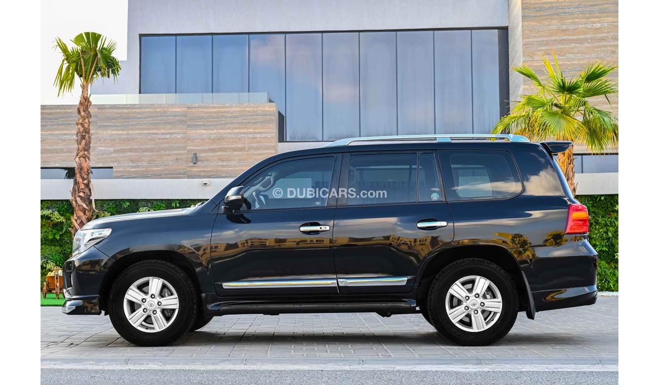 Toyota Land Cruiser 60 Years Edition | 2,936 P.M | 0% Downpayment | Immaculate Condition!