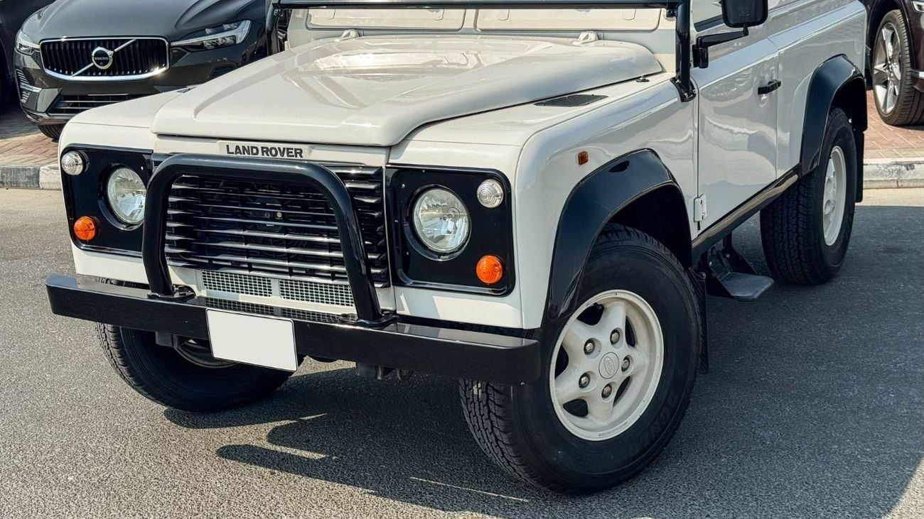 Land Rover Defender Defender 50th Year Edition Japanese Specs 4.0L V8 1997 Good Condition 1 of 500