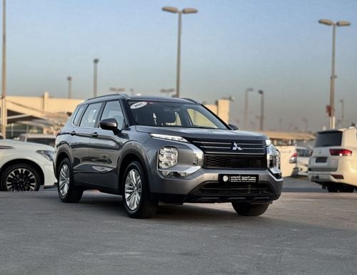 Mitsubishi Outlander GLX Mitsubishi Outlander | 2.5 L | 2023 | GCC | Accident-Free |  In Excellent Condition | 1042 P.M