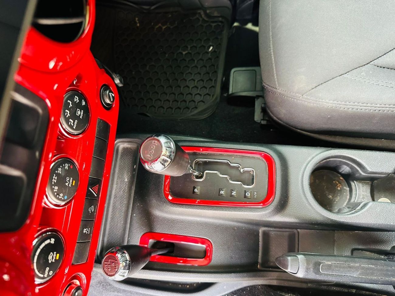 جيب رانجلر AED 1,120 PM | JEEP WRANGLER SPORT 3.6 V6 | GCC | 0% DP | WELL MAINTAINED