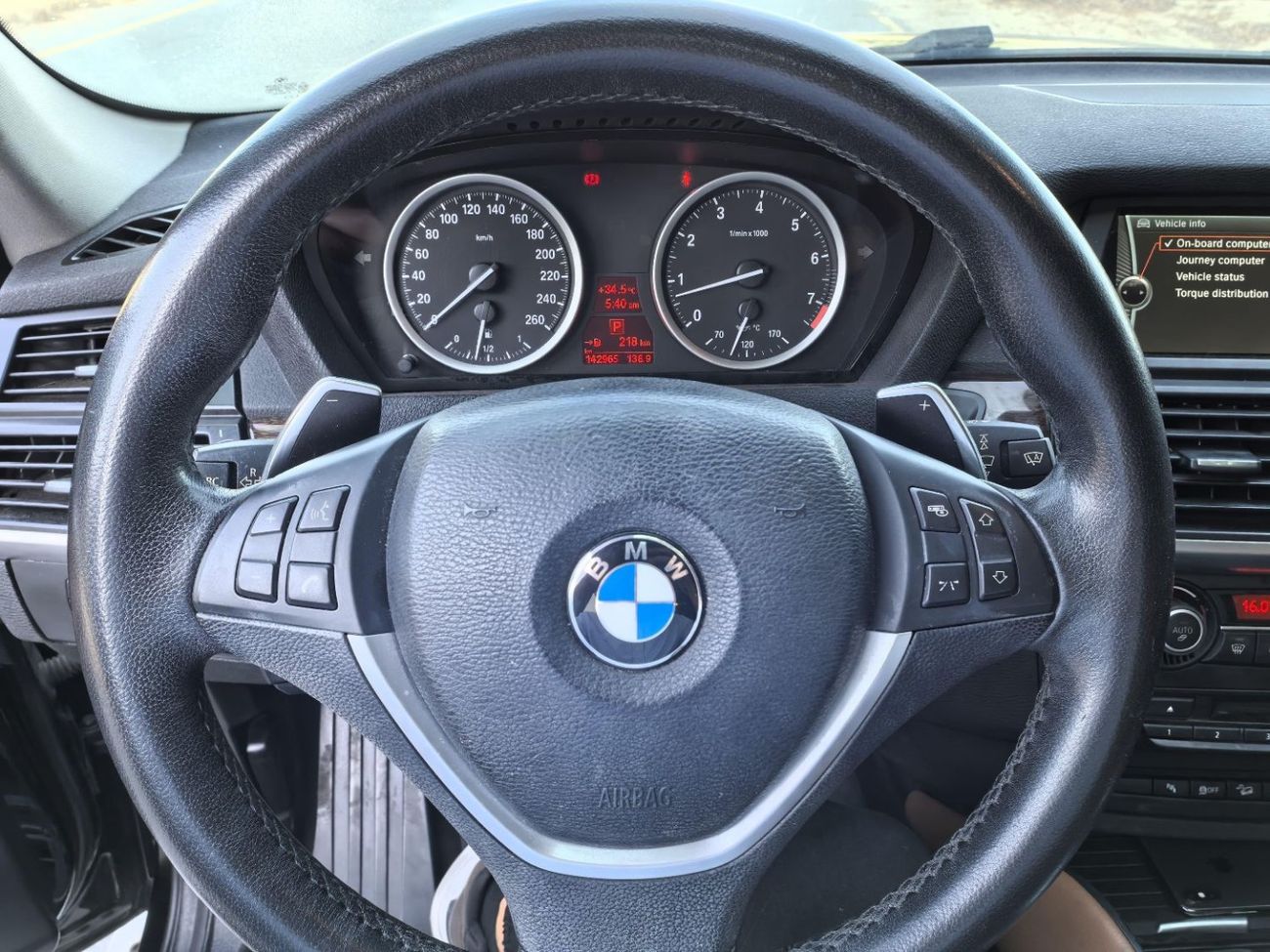 بي أم دبليو X6 50i Exclusive 4.4L