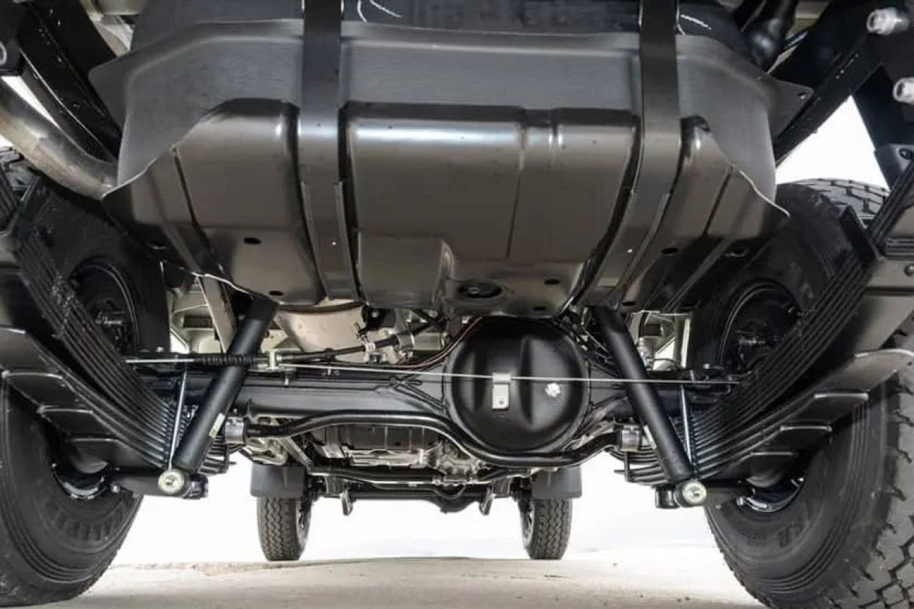 تويوتا لاند كروزر بيك آب Toyota LC 79 4.2l Diesel SC - M/T - Fog Lamp - Snorkel