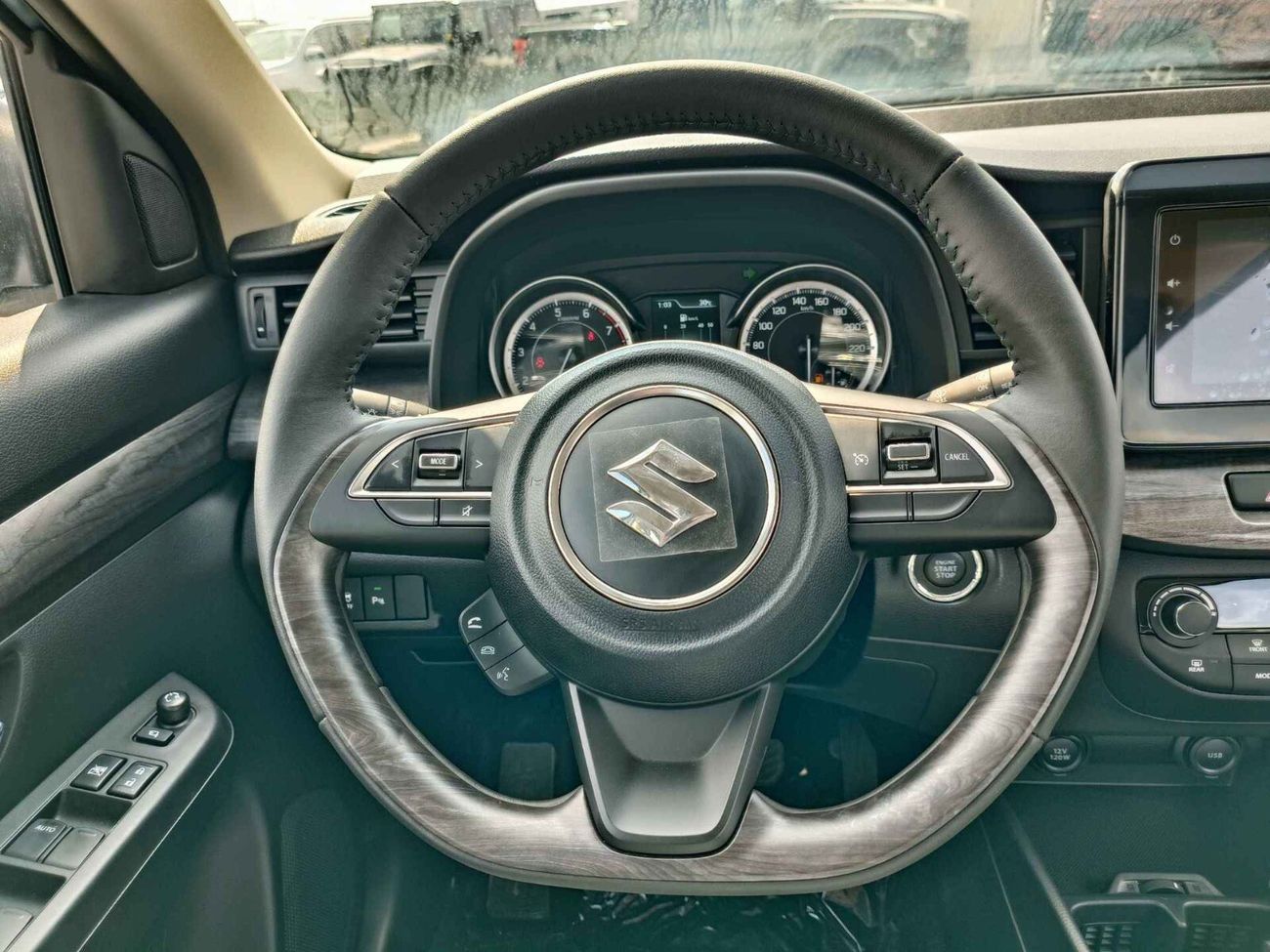 سوزوكي ايرتيغا 1.5L Petrol, DVD +Camera / Push Start / 7 Seater 2024 (CODE # ERGLXF)