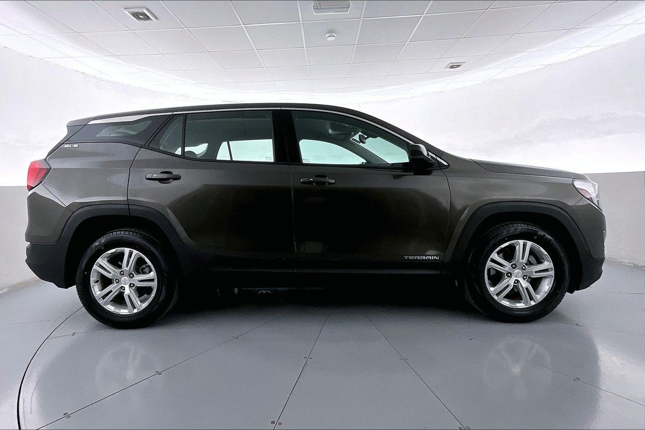GMC Terrain SLE | 1 year free warranty | 0 down payment | 7 day return policy