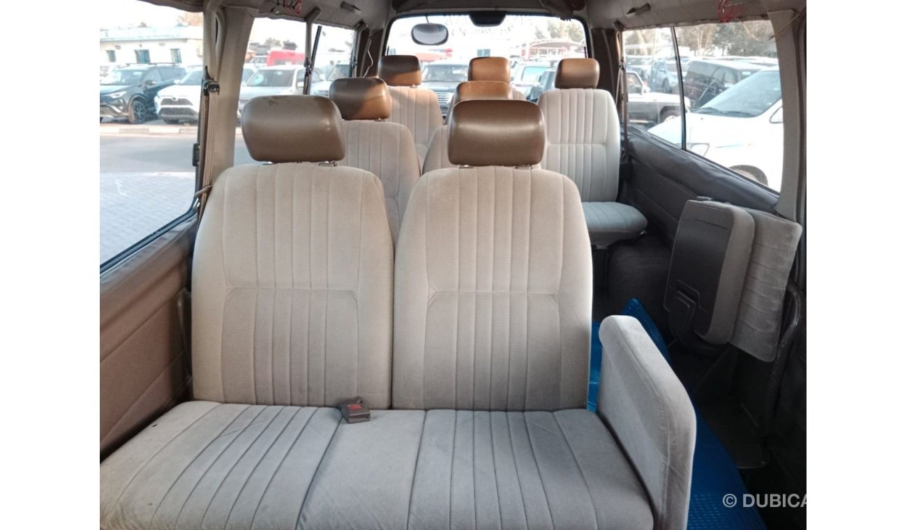 نيسان كارافان NISSAN CARAVAN VAN RIGHT HAND DRIVE (PM1433)