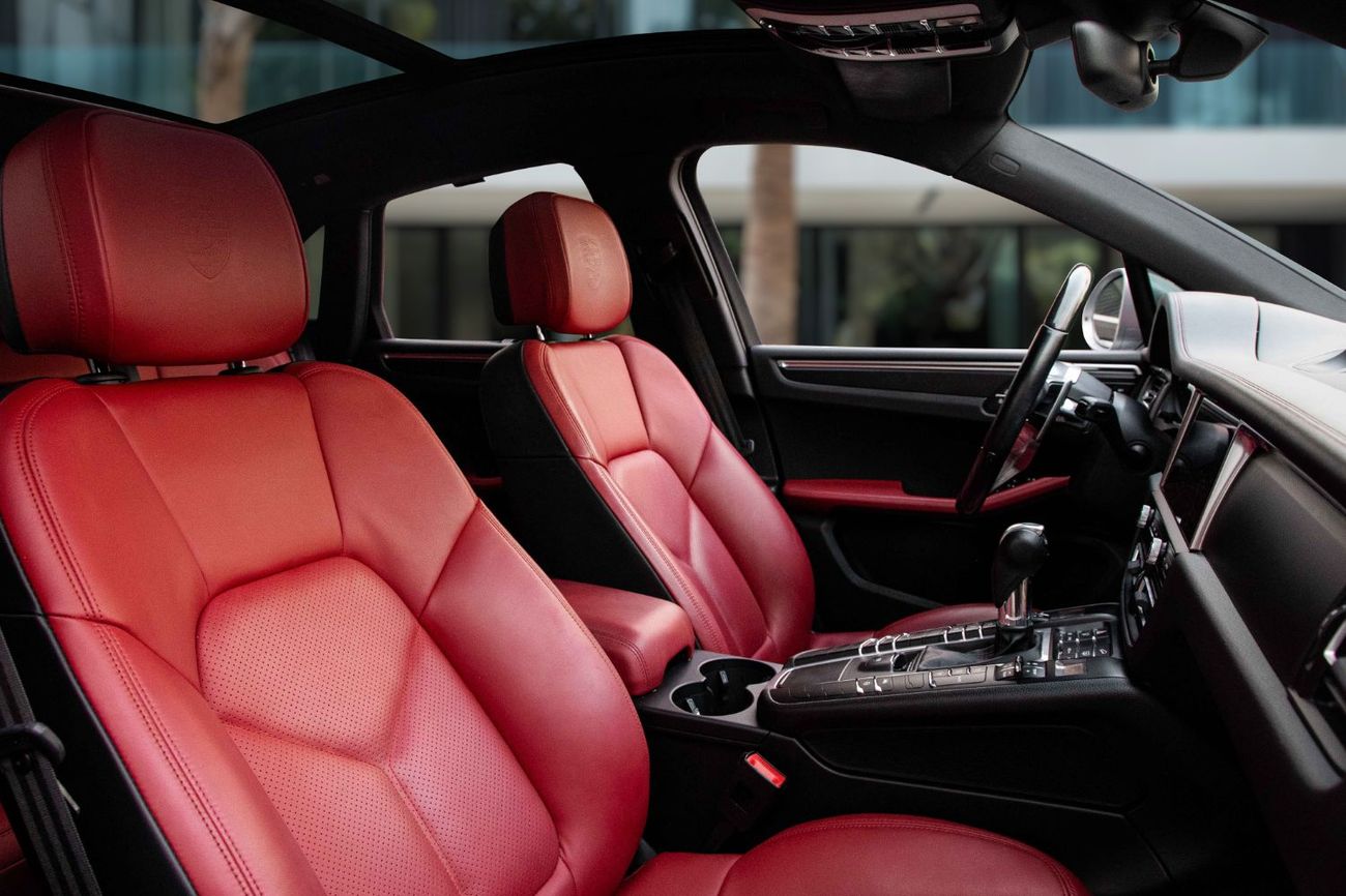 Porsche Macan | 3,525 P.M  | 0% Downpayment | MACAN STANDARD || SPORT CHRONO PACKAGE!