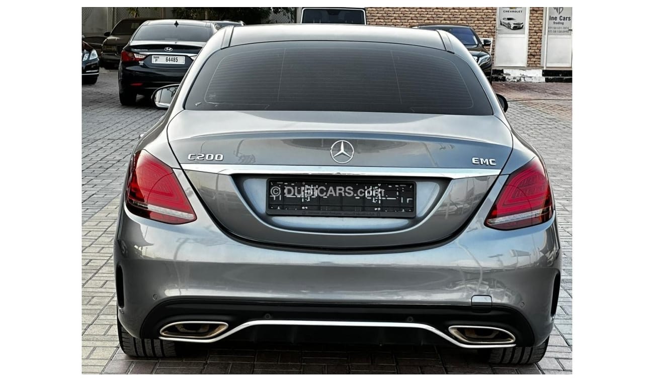 Mercedes-Benz C 200 Premium + مرسيدس سي 200 موديل : 2019 ممشي : 87.000 السعر : 127.000 مواصفات خليجية فل اوبشن بدون حواد