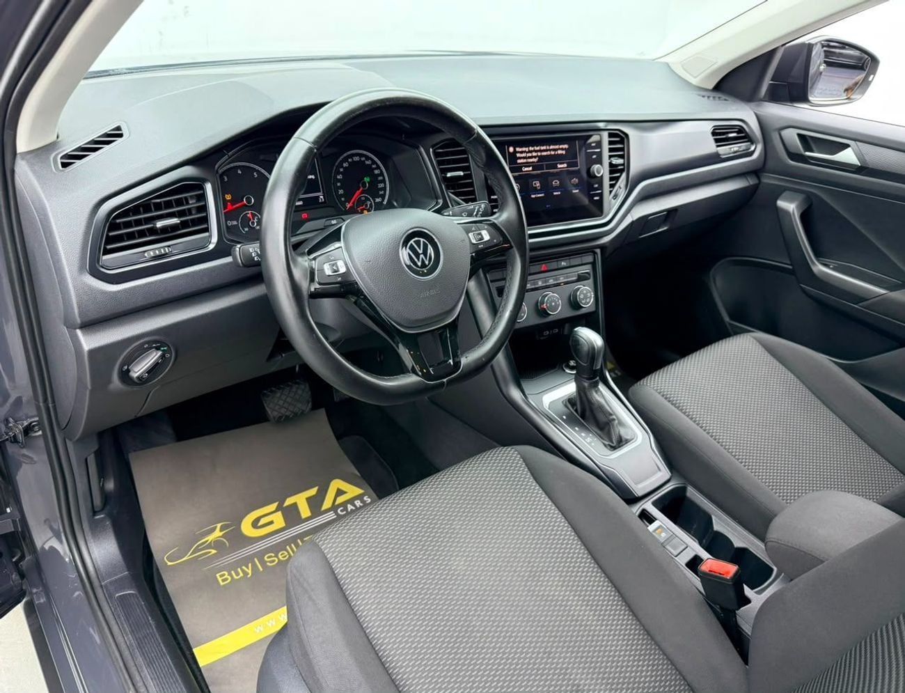 فولكس واجن T ROC 2022 Volkswagen T-Roc, Auto Guard Warranty, Excellent Condition, GCC