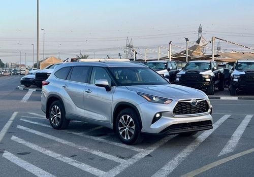 تويوتا هايلاندر GLE HEV 2023 Toyota Highlander Hybrid Full Option - 2.5L V4 - AWD 4x4 - Rear Camera - Sunroof - Leather s