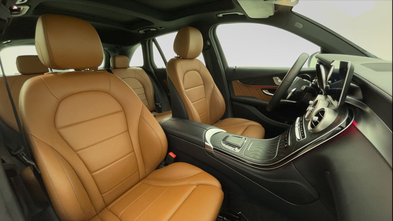 مرسيدس بنز GLC 200 AMG LINE 2 | بدون دفعة مقدمة | اختبار القيادة في المنزل