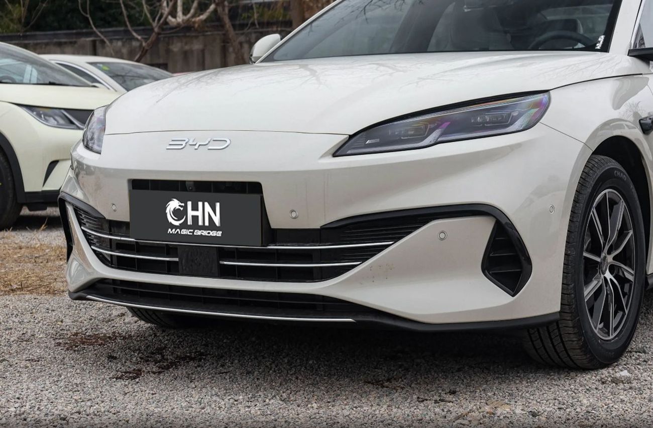 BYD Seal The 2025 BYD Seal 06 DM Intelligent Driving Edition – DM-i 120KM Premium