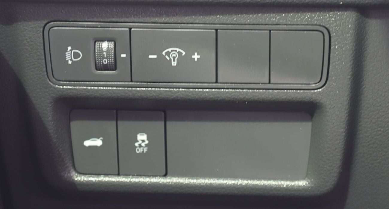 هيونداي سوناتا هيونداى سوناتا خليجى موديل 2020 -2.5L ممشىى 97000 كم  بسعر40000  بحاله ممتازه