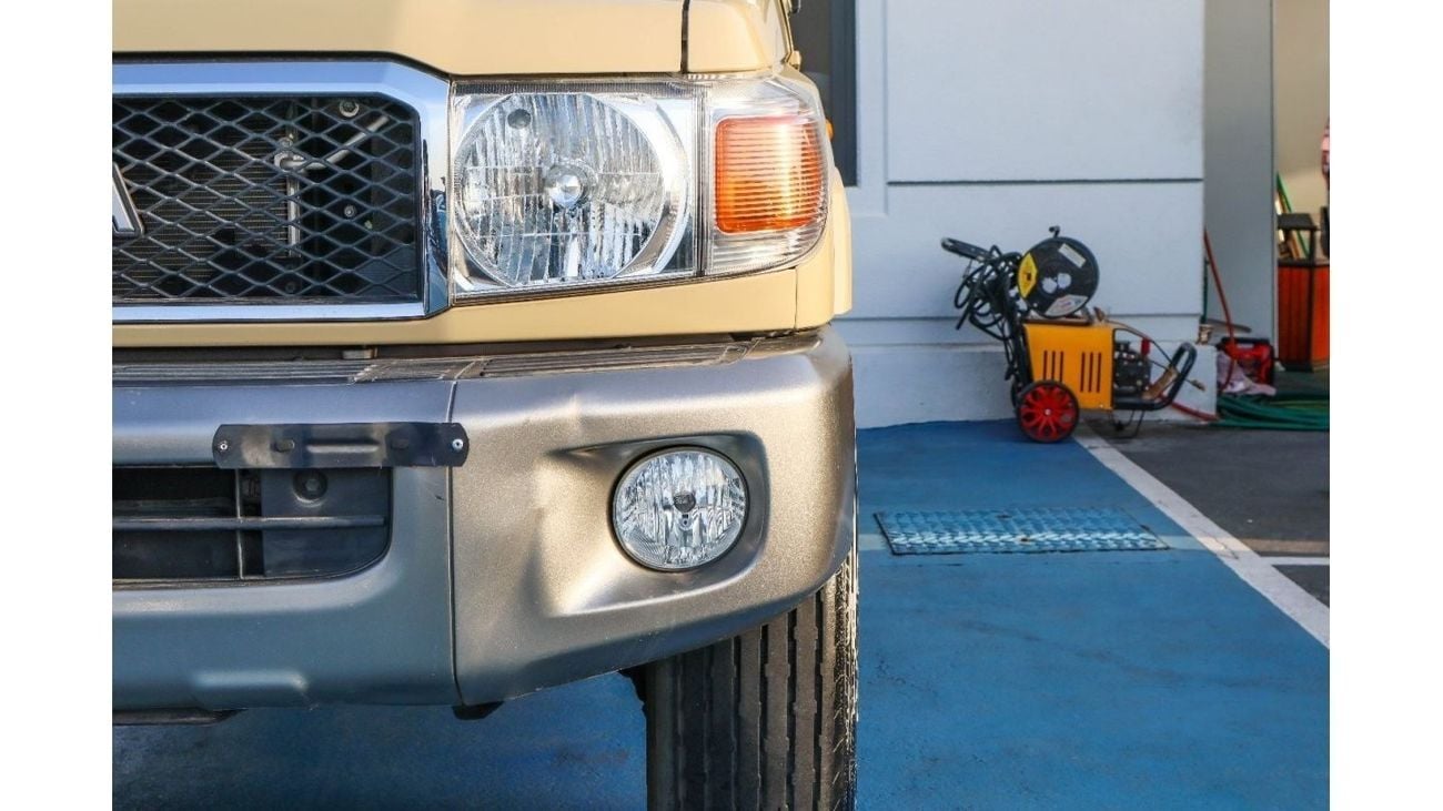 Toyota Land Cruiser Pick Up 2015 MODEL TOYOTA LAND CRUISER 79 SINGLE CAB PICKUP LX V6 4.0L PATROL 4WD