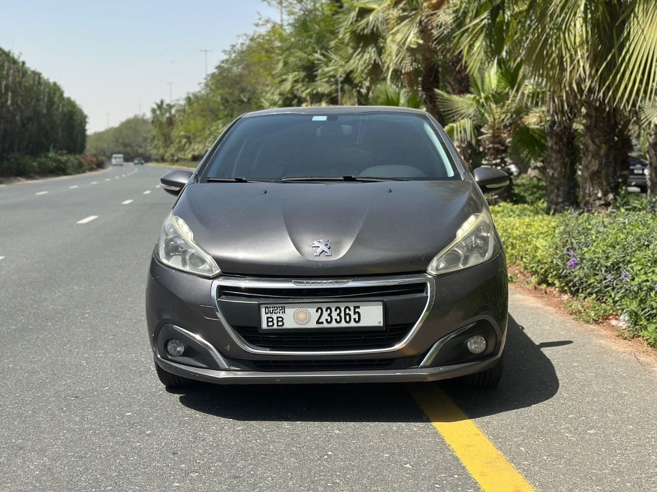 Peugeot 208 ACTIVE 2019 | GCC Specs | 1.6L Engine | Perfect Condition