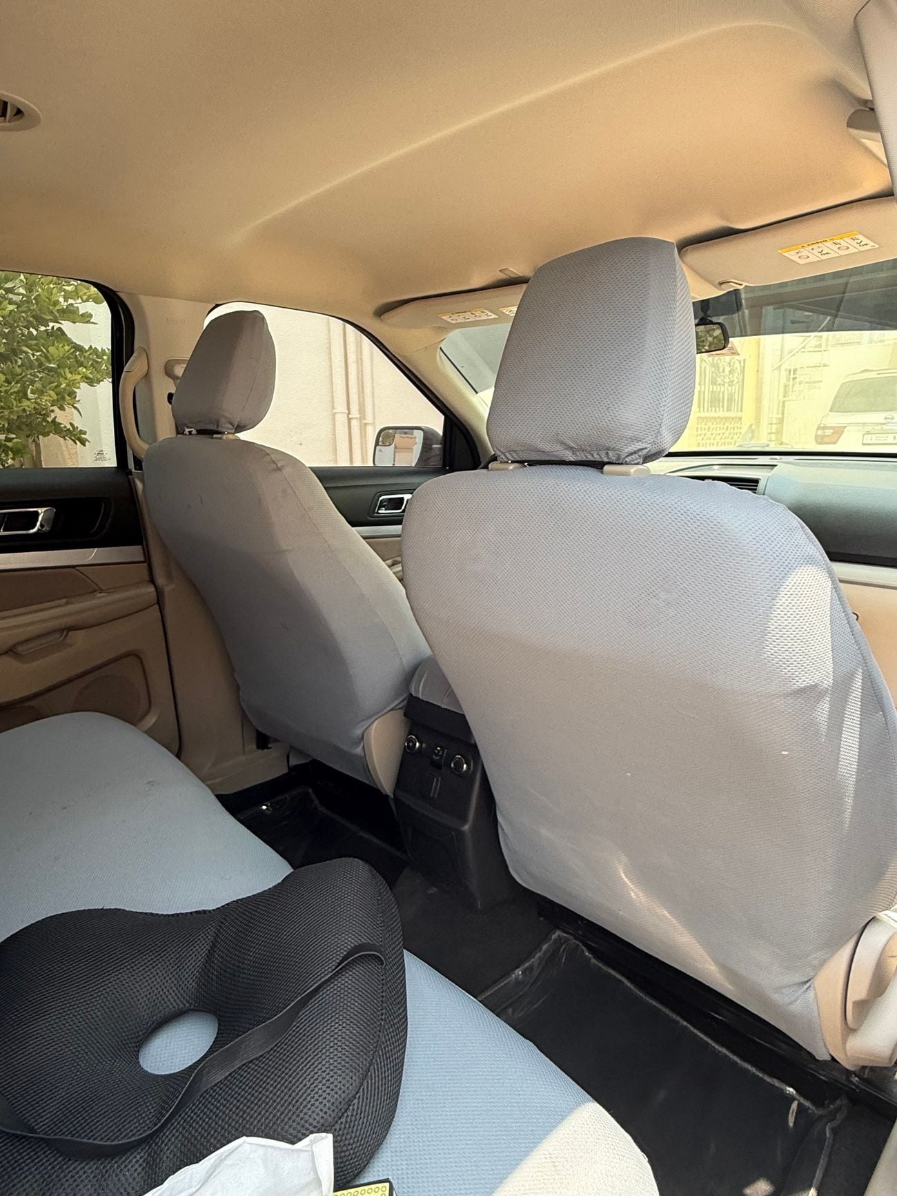 Ford Explorer BASE