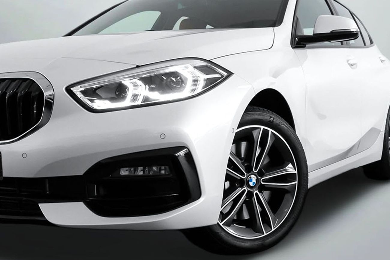 BMW 120i Exclusive 2.0L Sport Line