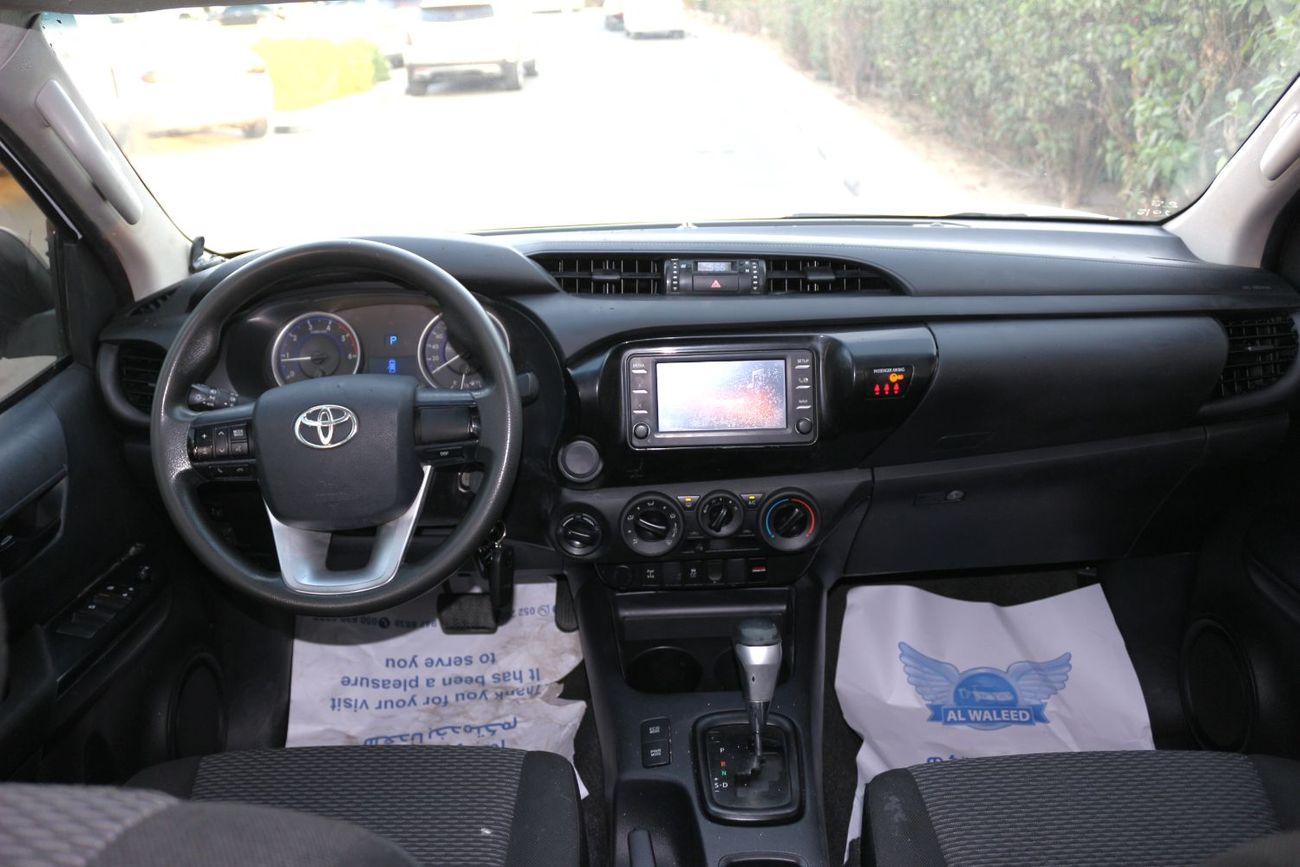 Toyota Hilux S GLX 2.4L AWD A/T TOYOTA HILUX DIESEL 4X4 MODEL 2018 FULL AUTOMATIC EUROPE SPACE