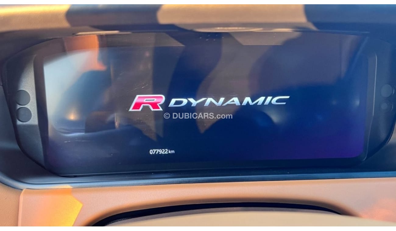 Used Land Rover Range Rover Velar P380 RDynamic 2018 for sale in Dubai