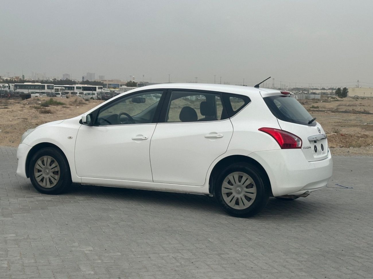 نيسان تيدا موديل 2016 خليجي حاله ممتازه من الداخل و الخارج