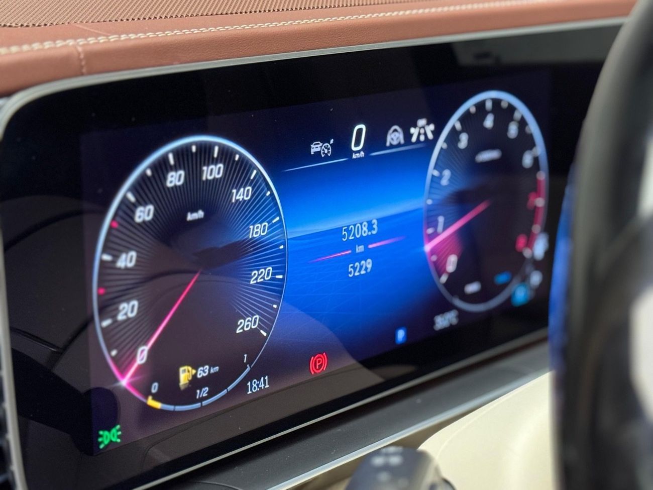 مرسيدس بنز GLS 600 Maybach