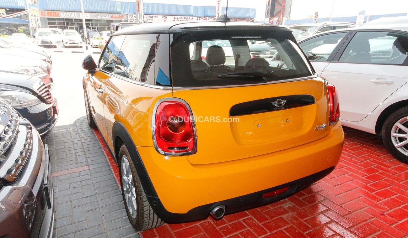 Used Mini Cooper 2016 for sale in Dubai 98836