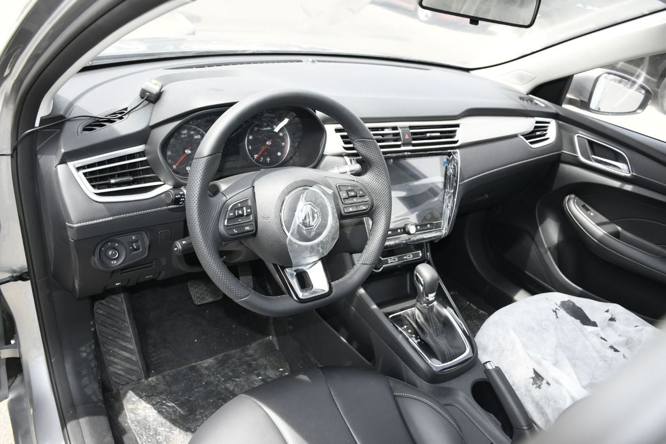 أم جي 5 1.5L Comfort (local 10 % )