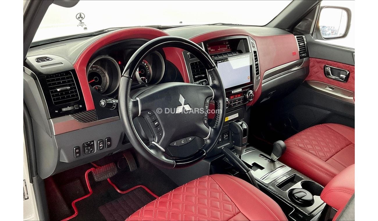 ميتسوبيشي باجيرو Signature Edition