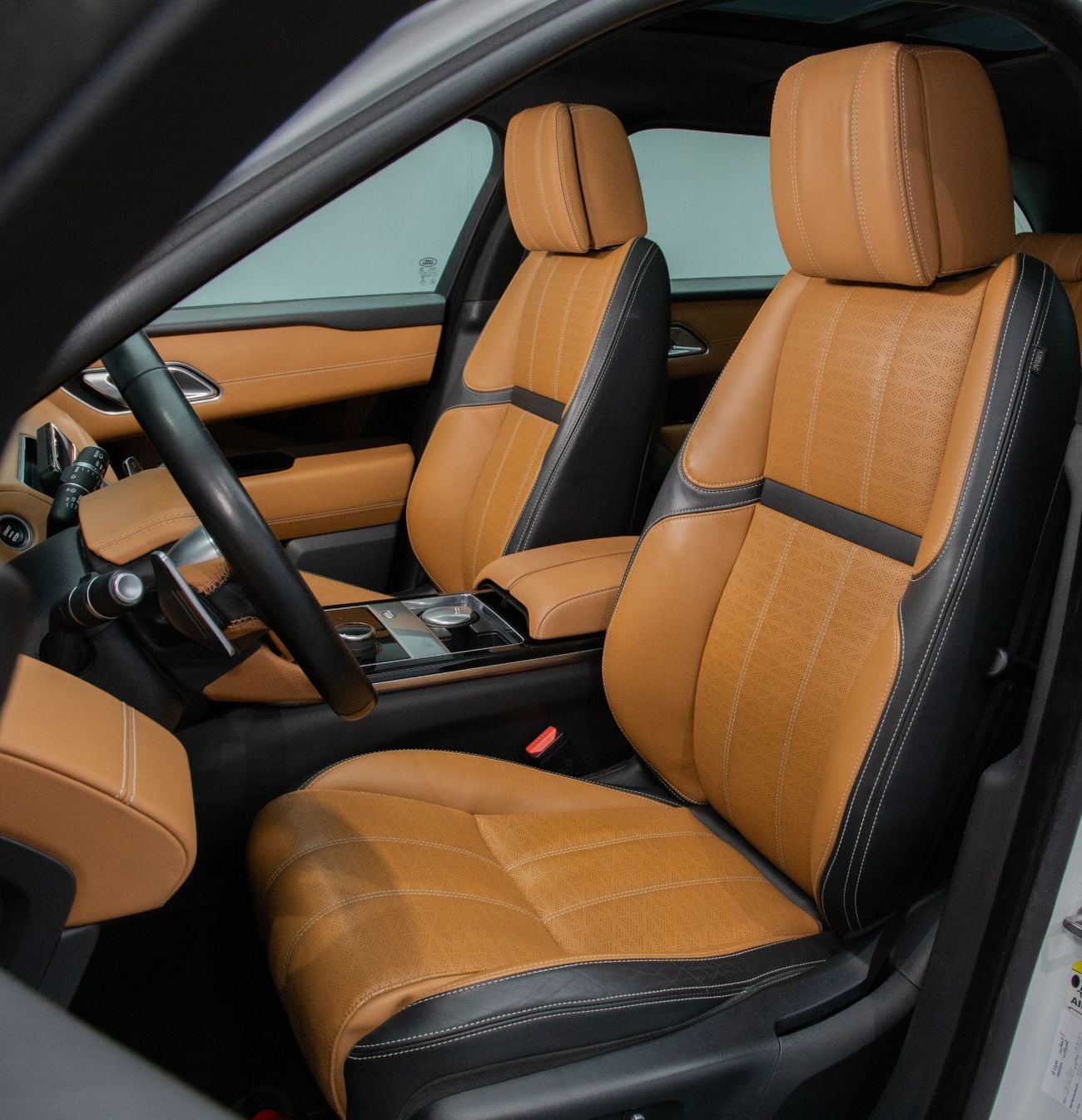 لاند روفر رينج روفر فيلار P400 R-Dynamic HSE