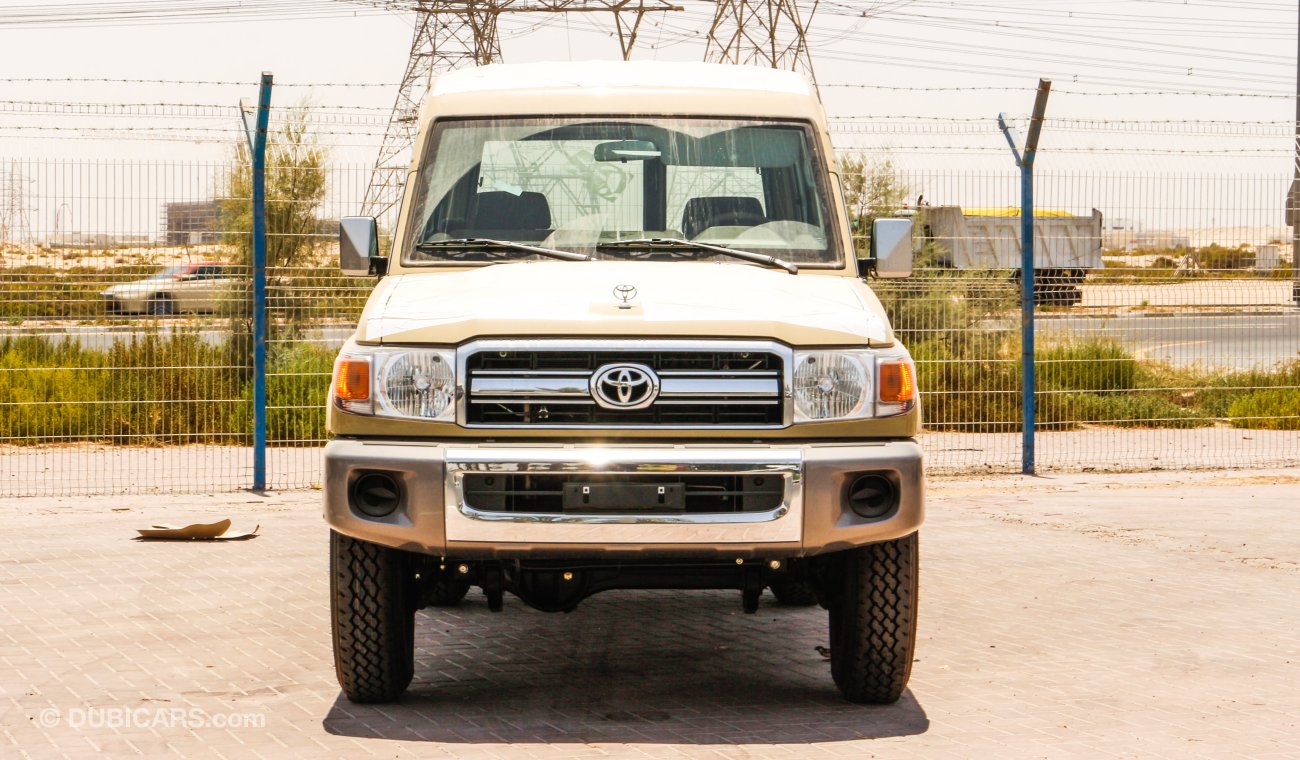 Toyota Land Cruiser Hard Top V6