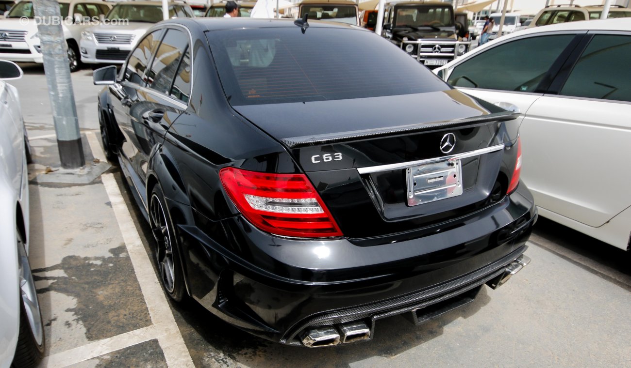 Mercedes-Benz C 63 AMG