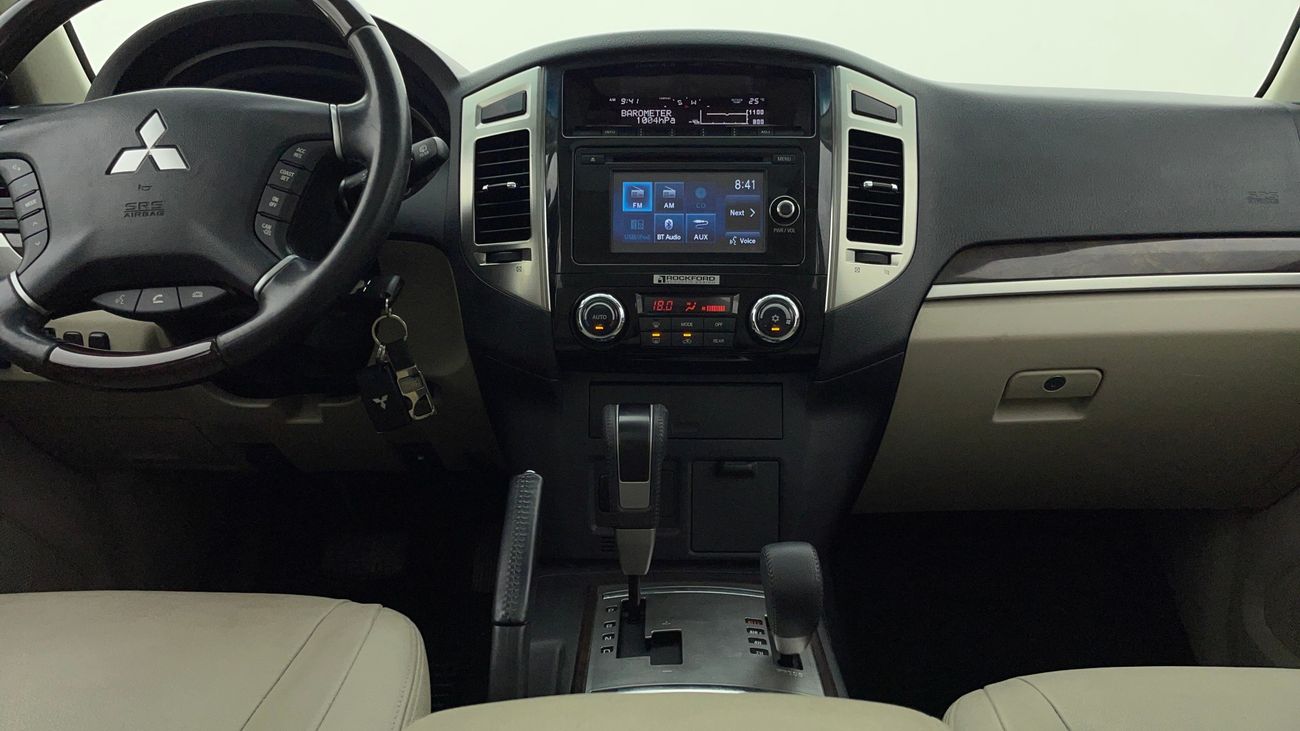 ميتسوبيشي باجيرو GLS TOP 3.5 | بدون دفعة مقدمة | اختبار القيادة في المنزل