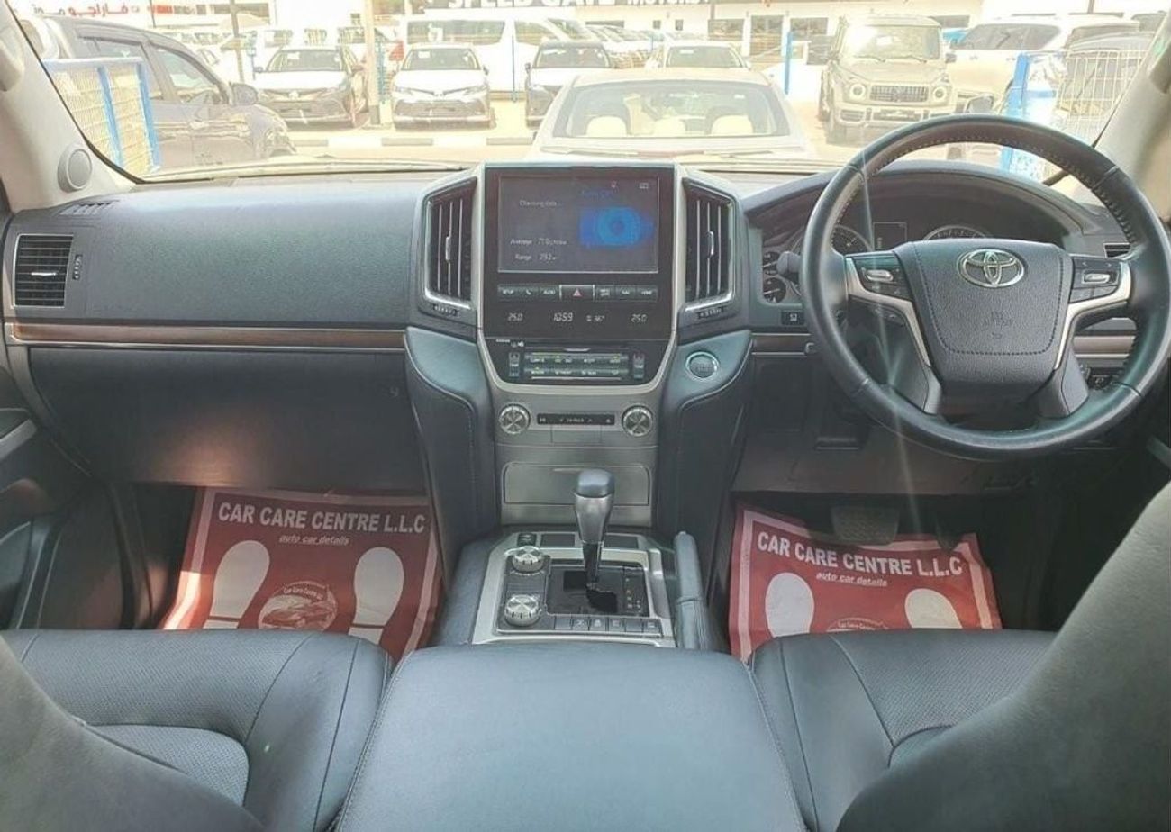 Toyota Land Cruiser Diesel 4.5 Right Hand Liter VX Limited Cool Box Sunroof Leather Power Seats