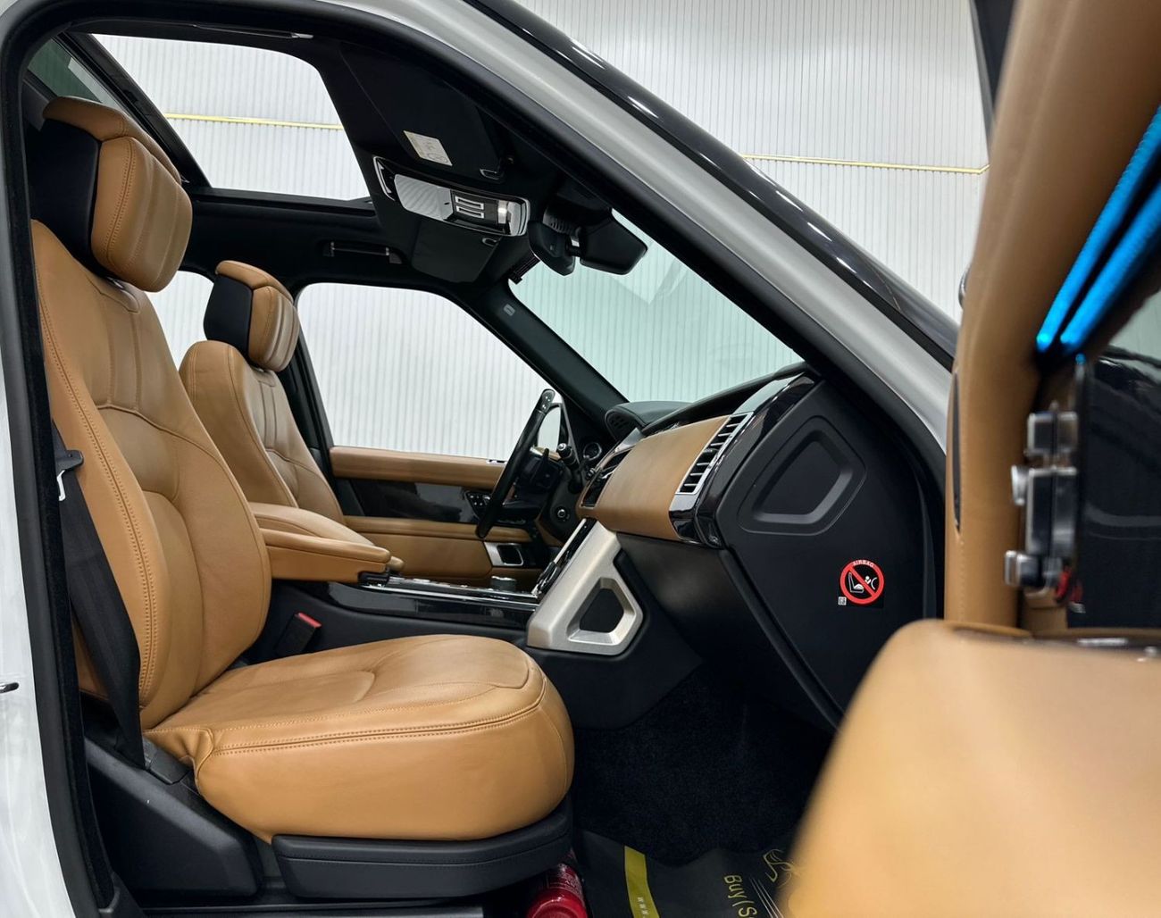 Land Rover Range Rover 2018 Range Rover Vogue SE Supercharged Black Edition, Warranty, Full Range Rover Service History, Fu