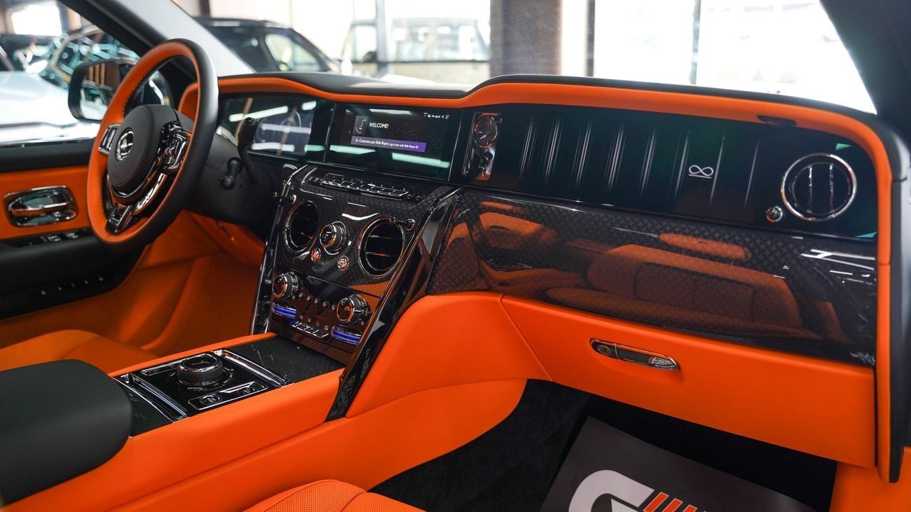 Rolls-Royce Cullinan 2025 ROLLS ROYCE CULLINAN | BLACK BADGE | | FULL OPTION