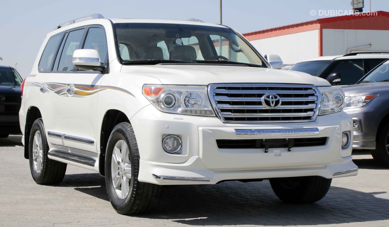 Toyota Land Cruiser VXR V8