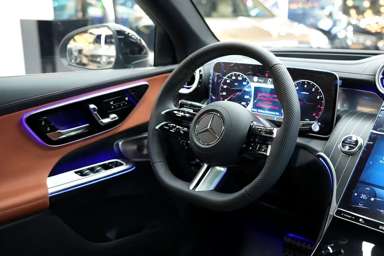 Mercedes-Benz GLC Coupe 300 GLC 200 Coupe | GCC km | Agency Warranty | Premium Plus