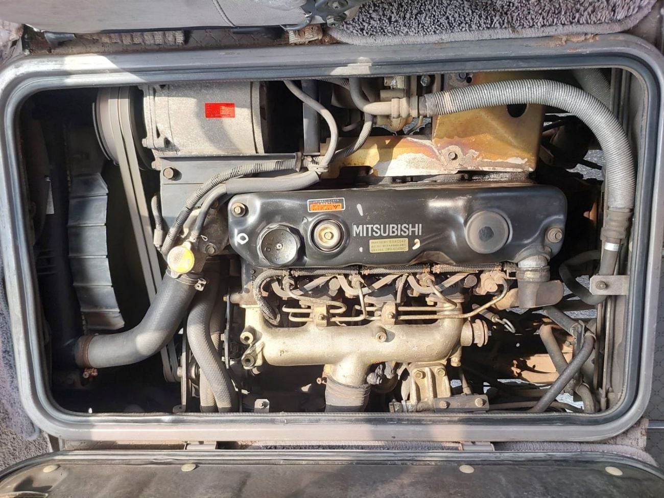 ميتسوبيشي روزا (RAMADAN OFFER) MITSUBISHI ROSA BUS RHD 1996 MODEL 3.9 L DIESEL MANUAL(PM40464)