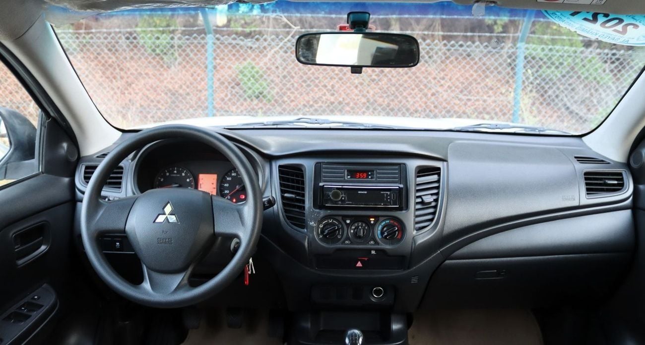 Mitsubishi L200 GL Double Cab Petrol 2.4L