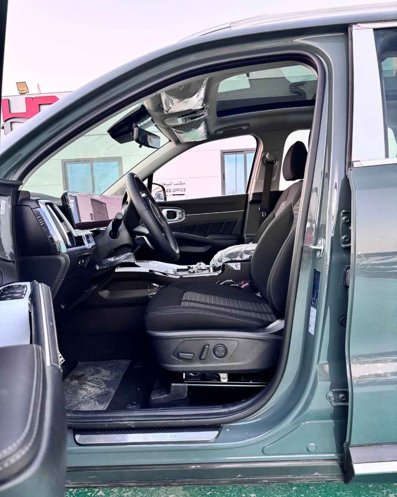 Kia Sorento FULL 1.6T (HYBRID) - 2025 MODEL -MID OPTION
